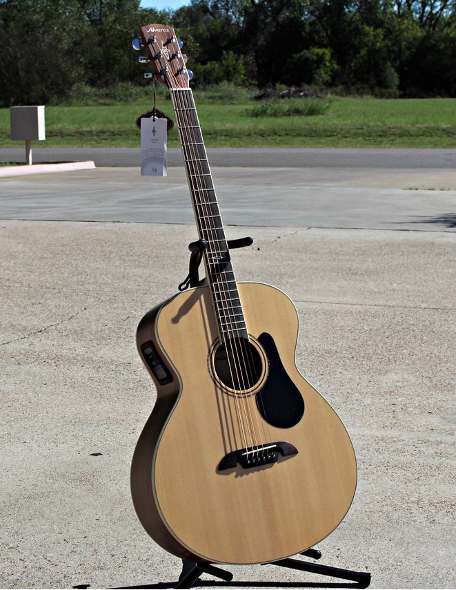 The Alvarez ABT60E Baritone Acoustic Guitar Review Musician Madness
